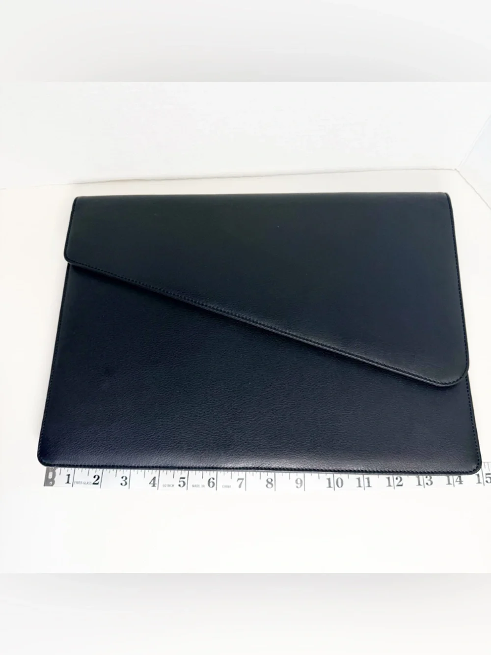 Levenger sleek black